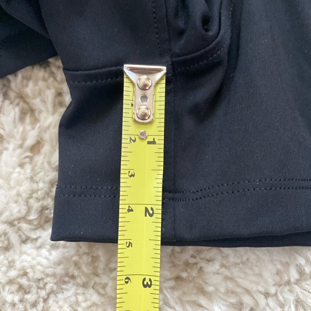 CRZ YOGA Quick Dry Workout Running/workout shorts 2.5” elastic/drawstring XS - Picture 2 of 9